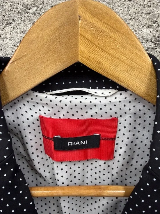 RIANI Black Blazer with White Microdot Pattern - Picture 2 of 7